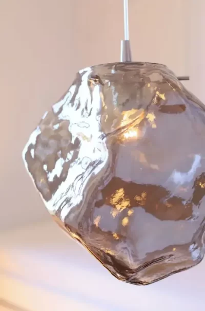 Pakabinamas šviestuvas QUARTZ. Riviera Light